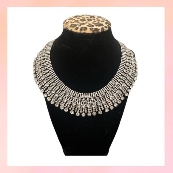 Jewelry - Vintage Boutique Silver Diamante Fan Cupchain Bib Necklace